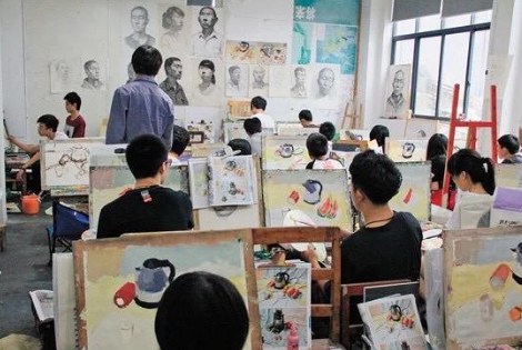 如何在众多的高考美术培训画室中挑选一个适合自己的？